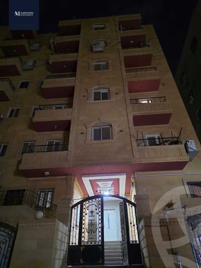 https://aqarmap.com.eg/ar/listing/6627218-for-sale-cairo-6th-of-october-el-ahyaa-neighborhood-2nd-divided-from-al-kafrawei-st