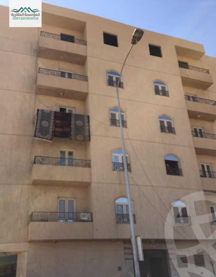 https://aqarmap.com.eg/ar/listing/6074628-for-sale-cairo-6th-of-october-el-ahyaa-neighborhood-2nd-divided-from-al-kafrawei-st
