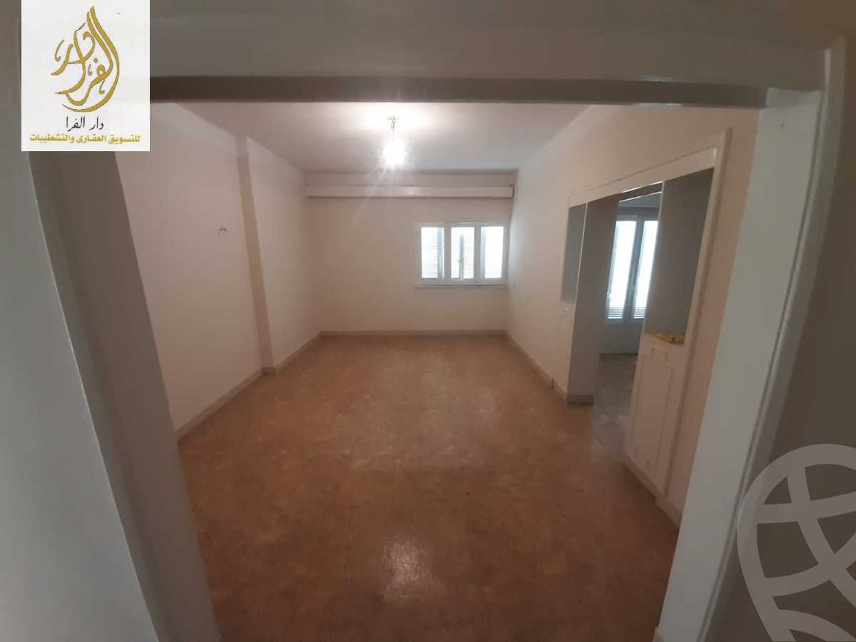https://aqarmap.com.eg/ar/listing/6583659-for-rent-cairo-el-mohandesen-shareaa-ahmed-orabi