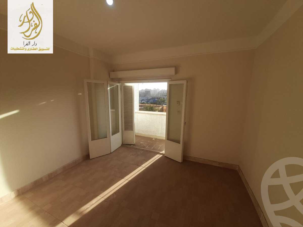https://aqarmap.com.eg/ar/listing/6583659-for-rent-cairo-el-mohandesen-shareaa-ahmed-orabi