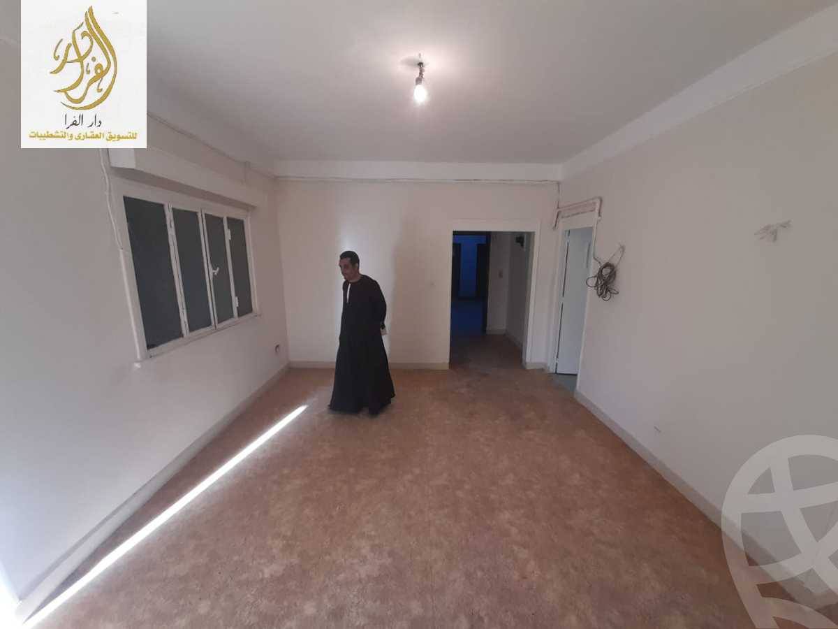 https://aqarmap.com.eg/ar/listing/6583659-for-rent-cairo-el-mohandesen-shareaa-ahmed-orabi