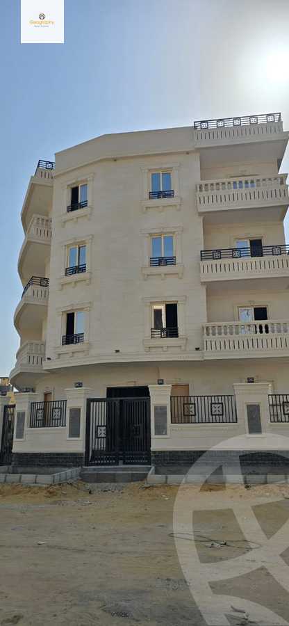 https://aqarmap.com.eg/ar/listing/6583737-for-sale-cairo-new-cairo-bait-el-watan-south-suez-road-el-hay-el-takmely