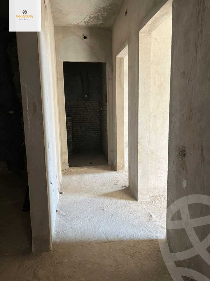 https://aqarmap.com.eg/ar/listing/6623148-for-sale-cairo-el-sheikh-zayed-city-lshykh-zyd-ljdyd-vye