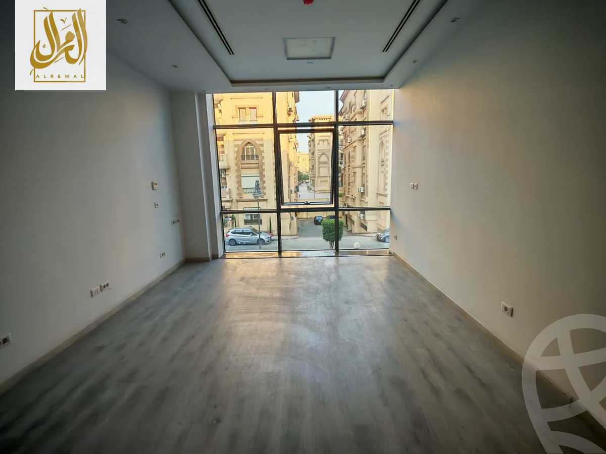 https://aqarmap.com.eg/ar/listing/6622525-for-rent-cairo-new-cairo-compounds-leven-square-mall
